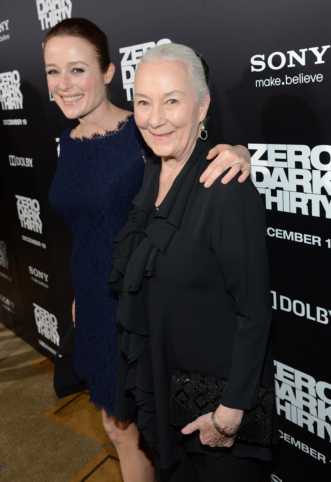 Jennifer Ehle and Rosemary Harris at event of Taikinys #1 (2012)