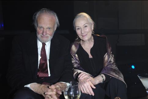 John Ehle and Rosemary Harris at event of Zmogus voras 3 (2007)