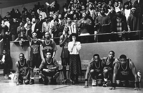 Still of De'aundre Bonds, Talent Harris, Rhea Perlman, Fredro Starr and Antwon Tanner in Sunset Park (1996)