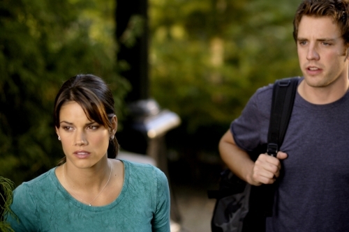 Still of Bret Harrison and Missy Peregrym in Reaper (2007)