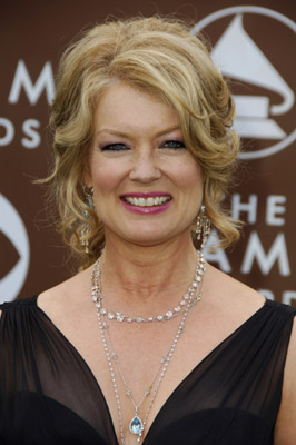Mary Hart at event of The 48th Annual Grammy Awards (2006)