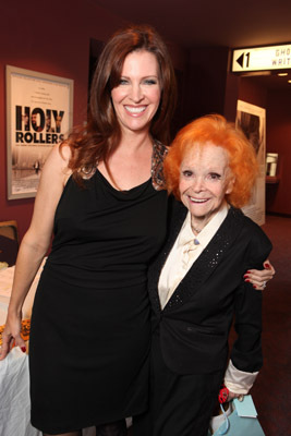Leslie Zemeckis and Betty Rowland at event of Behind the Burly Q (2010)