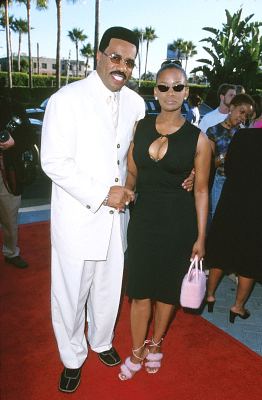 Steve Harvey at event of The Original Kings of Comedy (2000)