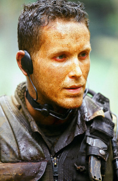 Still of Cole Hauser in Tears of the Sun (2003)