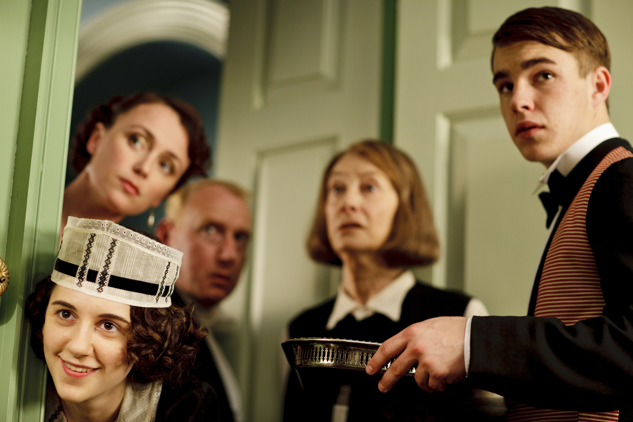 Still of Keeley Hawes, Jean Marsh, Adrian Scarborough, Ellie Kendrick and Nico Mirallegro in Upstairs Downstairs (2010)