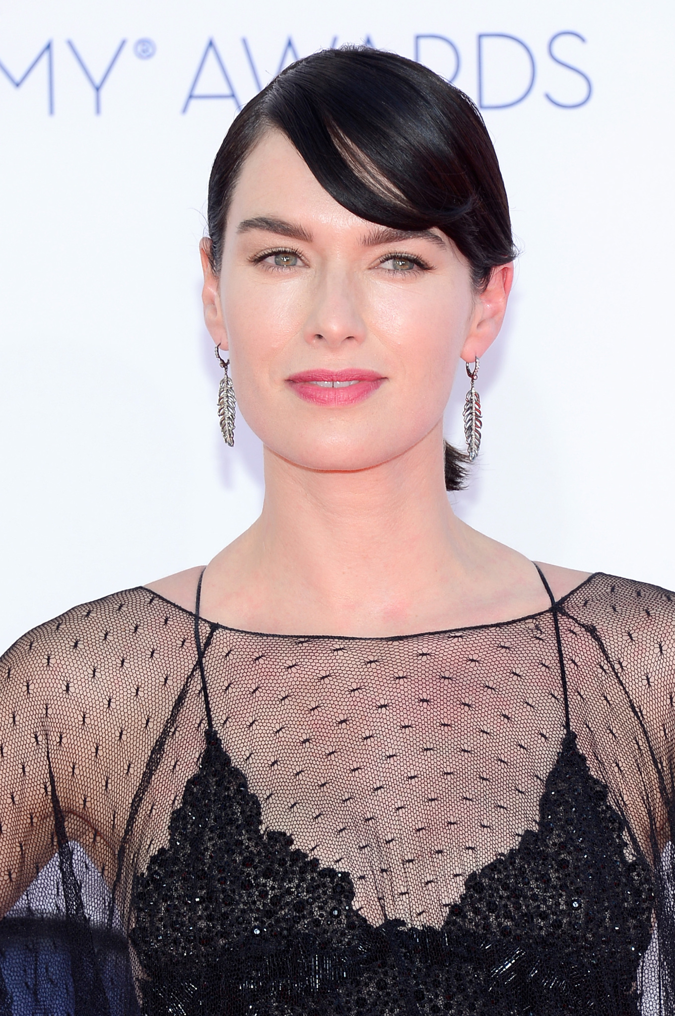 Lena Headey at event of The 64th Primetime Emmy Awards (2012)