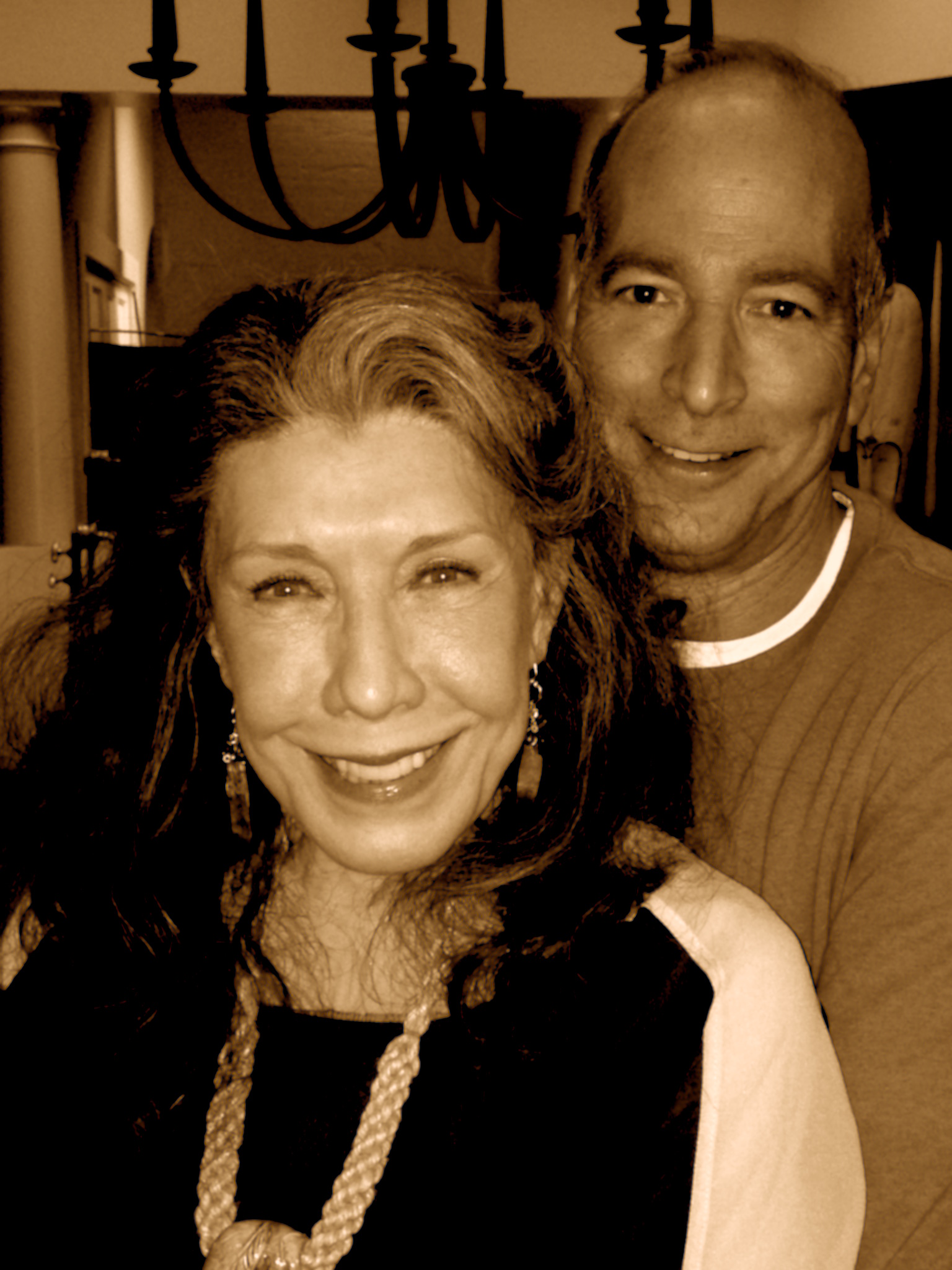 Lily Tomlin and Barry Heins on the set of 