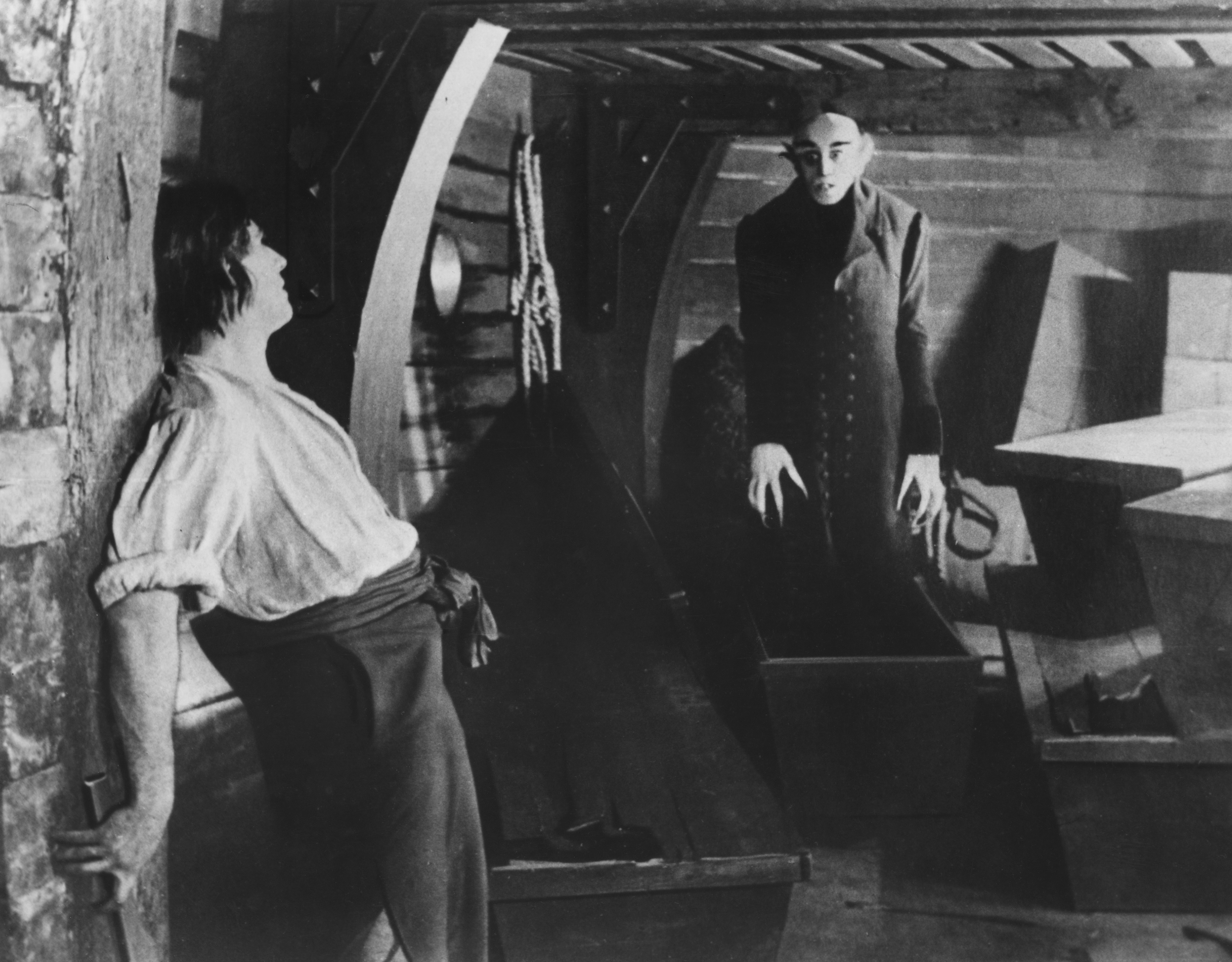 Still of Wolfgang Heinz and Max Schreck in Nosferatu (1922)