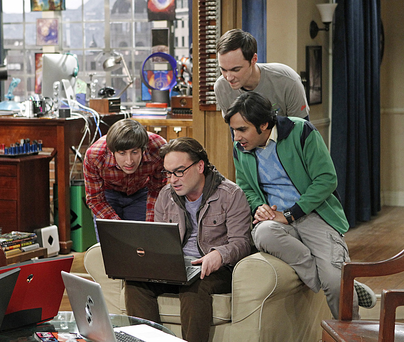 Still of Johnny Galecki, Simon Helberg, Jim Parsons and Kunal Nayyar in Didziojo sprogimo teorija (2007)