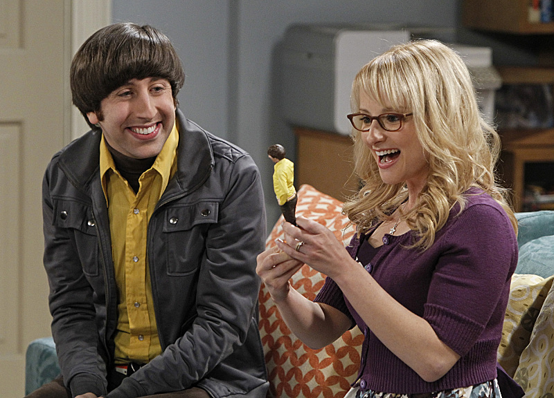 Still of Simon Helberg and Melissa Rauch in Didziojo sprogimo teorija (2007)