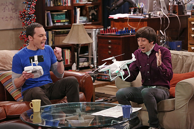 Still of Simon Helberg and Jim Parsons in Didziojo sprogimo teorija (2007)