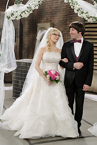 Still of Simon Helberg and Melissa Rauch in Didziojo sprogimo teorija (2007)