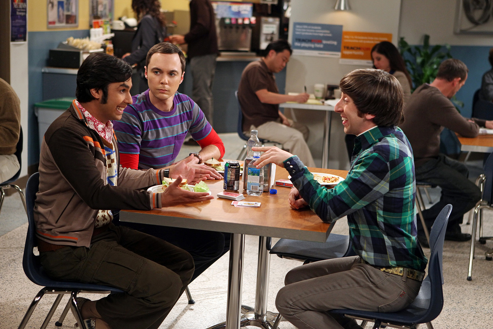 Still of Simon Helberg, Jim Parsons and Kunal Nayyar in Didziojo sprogimo teorija (2007)