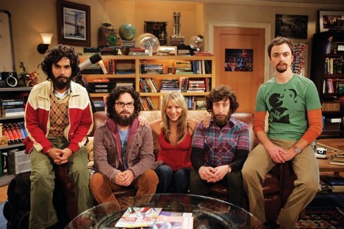 Kaley Cuoco, Johnny Galecki, Simon Helberg, Jim Parsons and Kunal Nayyar in Didziojo sprogimo teorija (2007)