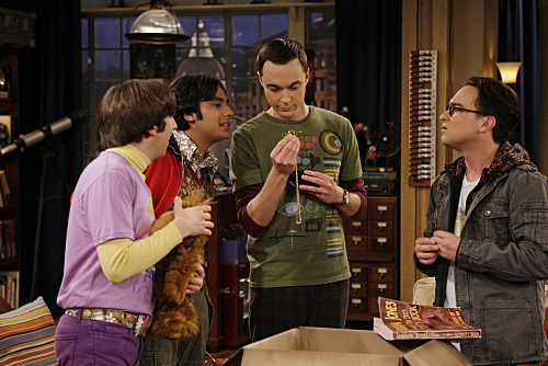 Still of Johnny Galecki, Simon Helberg, Jim Parsons and Kunal Nayyar in Didziojo sprogimo teorija (2007)