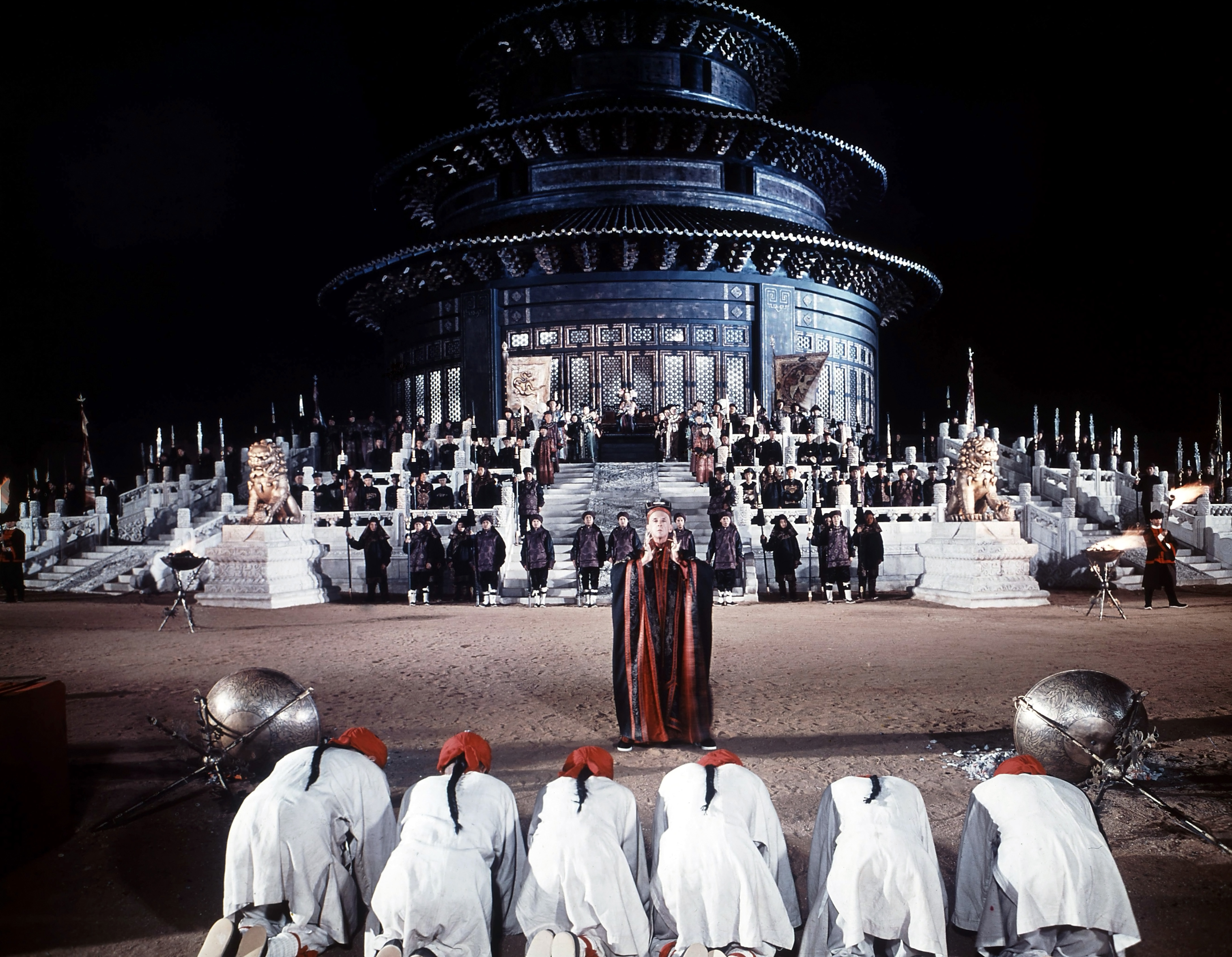 Still of Robert Helpmann in 55 Days at Peking (1963)