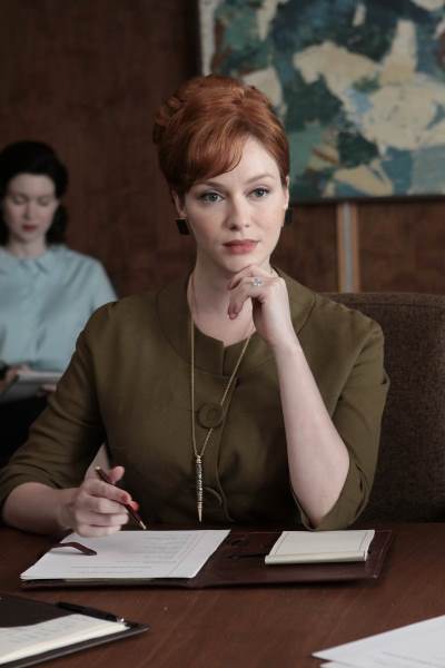 Still of Christina Hendricks in MAD MEN. Reklamos vilkai (2007)