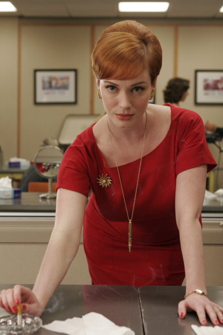 Still of Christina Hendricks in MAD MEN. Reklamos vilkai (2007)