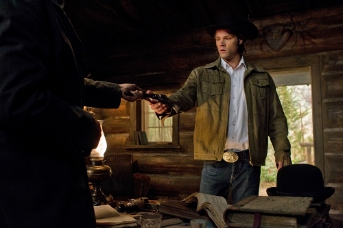 Still of Sam Hennings and Jared Padalecki in Supernatural (2005)