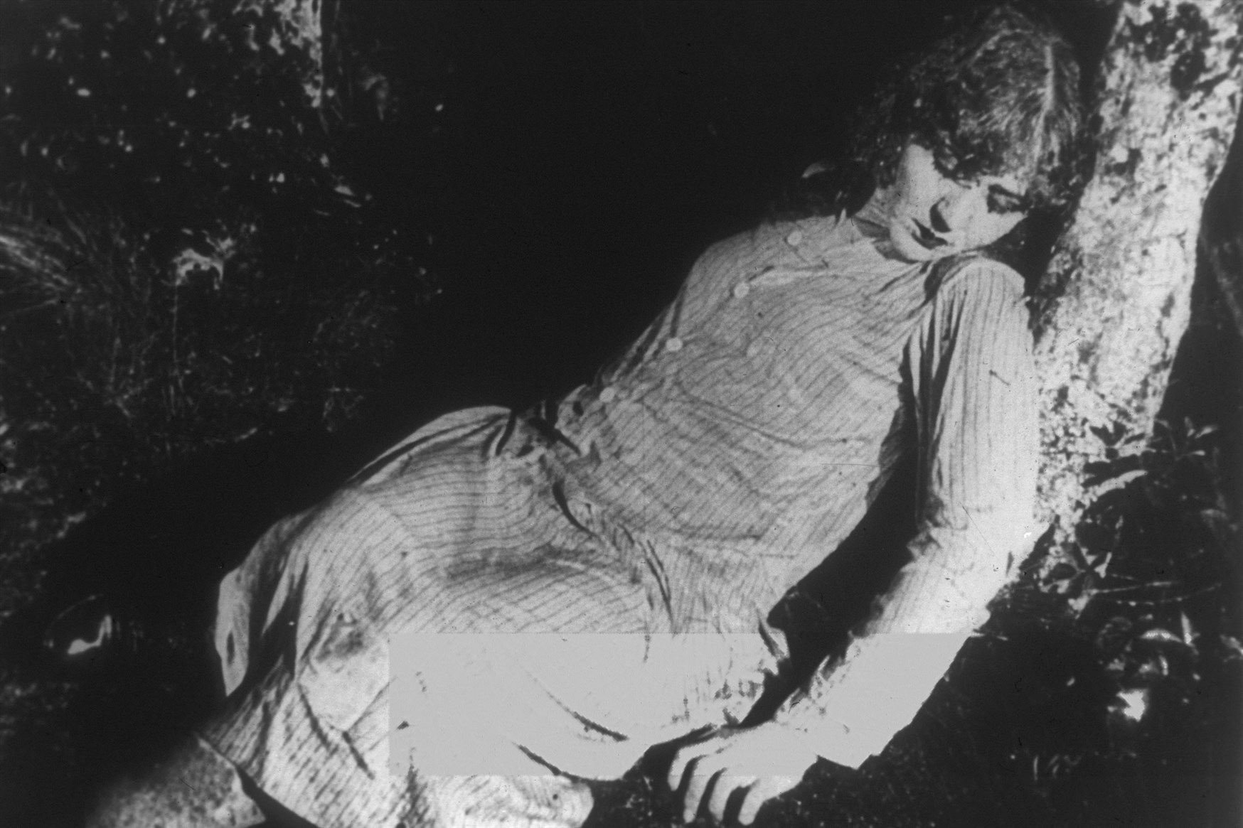Still of Catherine Hessling in La fille de l'eau (1925)