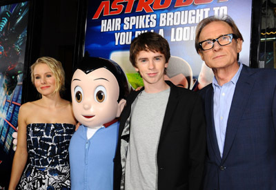 Kristen Bell, Freddie Highmore and Bill Nighy at event of Astro Boy (2009)