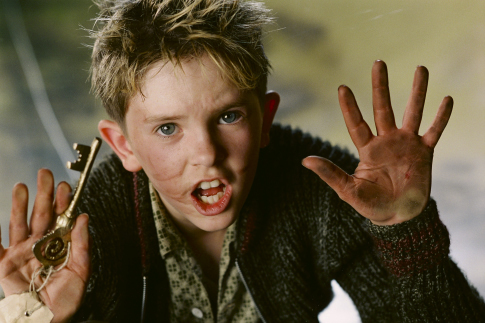 Still of Freddie Highmore in Arthur et les Minimoys (2006)