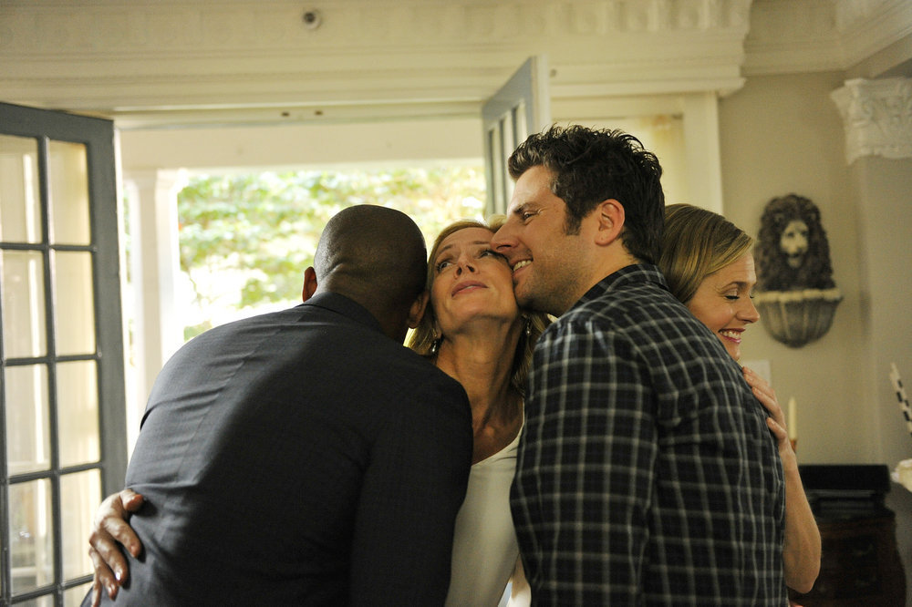 Still of Dulé Hill, Maggie Lawson, Kirsten Nelson and James Roday in Aiskiaregys (2006)