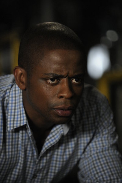 Still of Dulé Hill in Aiskiaregys (2006)