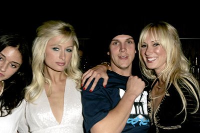 Kimberly Stewart, Paris Hilton and Jason Mewes at event of Vasko namai (2005)