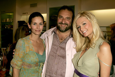 Courteney Cox, Joel Silver and Paris Hilton at event of Vasko namai (2005)