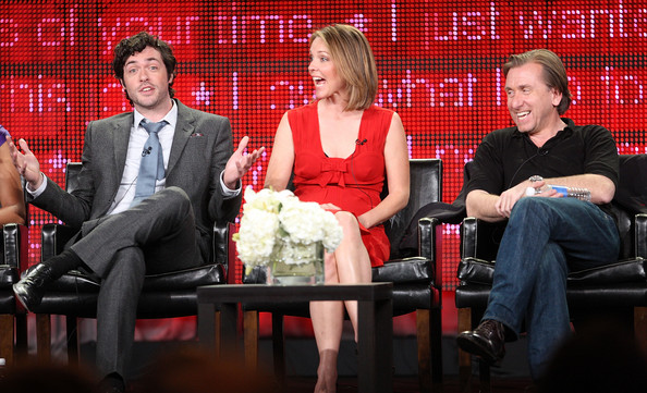 (L-R) Actors Brendan Hines, Kelli Williams and actor Tim Roth of the television show 
