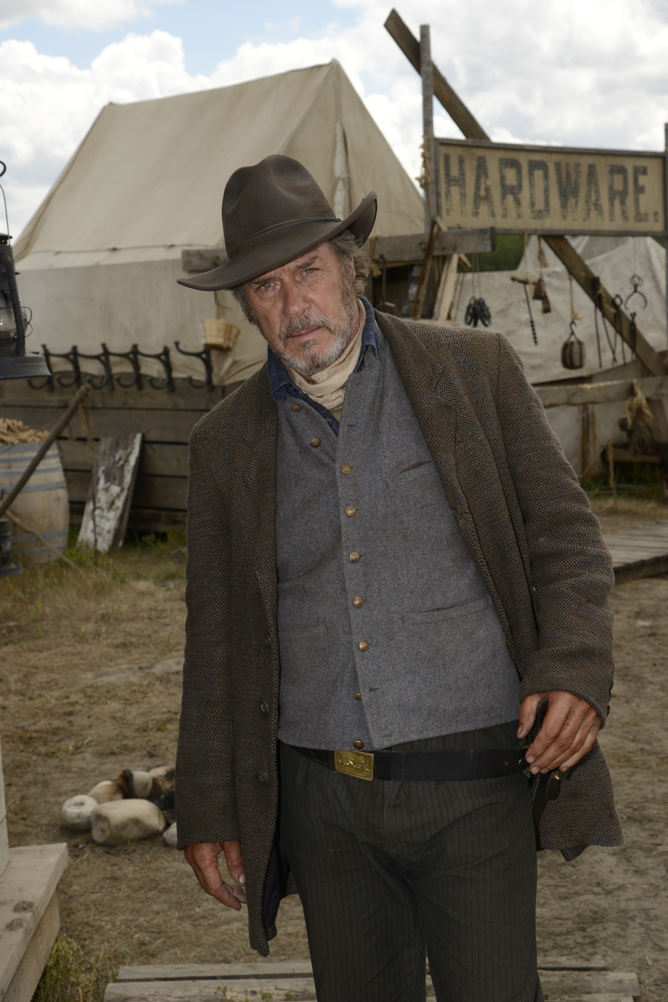 Still of Grainger Hines and Chris Large in Hell on Wheels (2011)