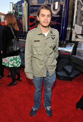 Emile Hirsch at event of Transformers: Revenge of the Fallen (2009)