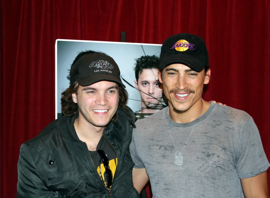 Playgoer Emile Hirsch congratulates actor Andrew Keegan