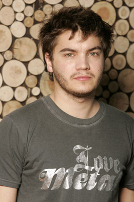 Emile Hirsch at event of Alfa gauja (2006)