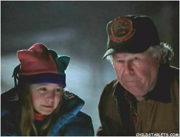 Hallee Hirsh as Hope in Spring Forward (1999) with Ned Beatty