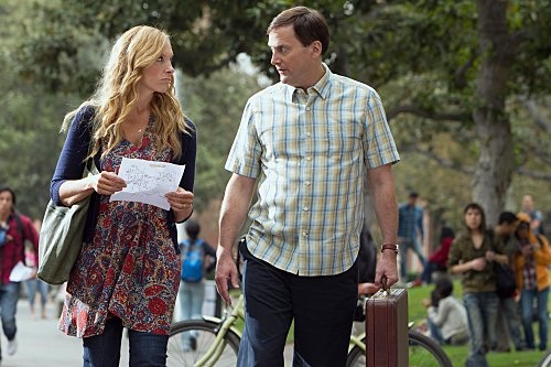 Toni Collette as Tara Gregson and Michael HItchcock as Ted Mayo in 