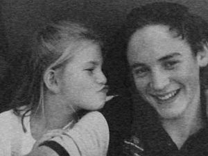 Caroline Reitman with Charlie Hofheimer during the filming of Fathers' Day (1997)