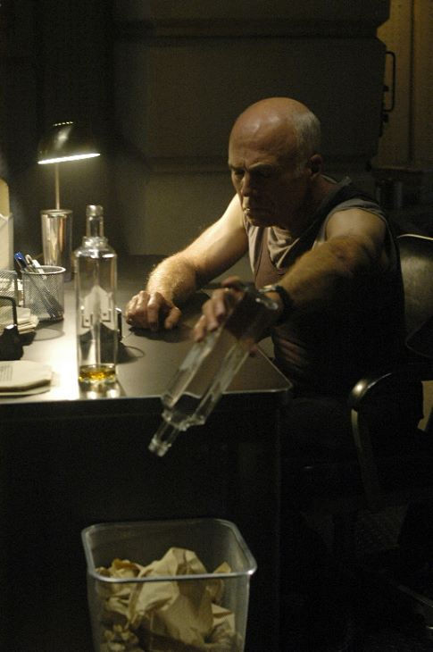 Still of Michael Hogan in Battlestar Galactica (2004)