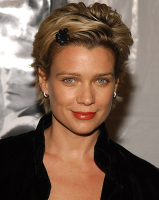 Laurie Holden at event of Ties jausmu riba (2005)