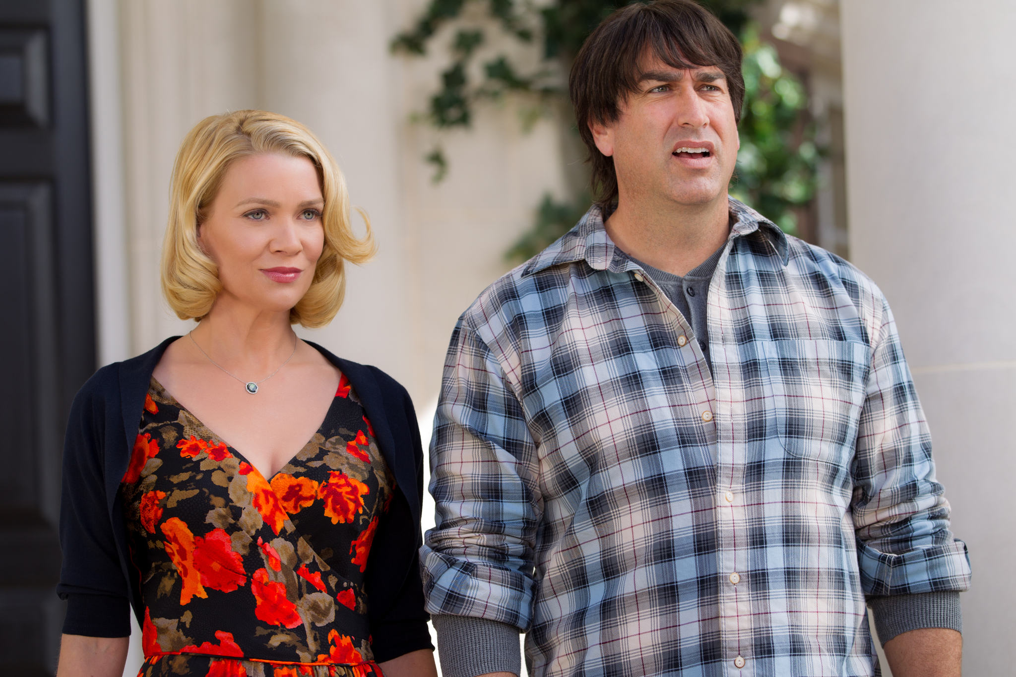 Still of Laurie Holden and Rob Riggle in Bukas ir bukesnis 2 (2014)