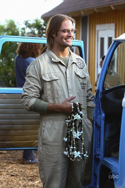 Still of Josh Holloway in Dinge (2004)