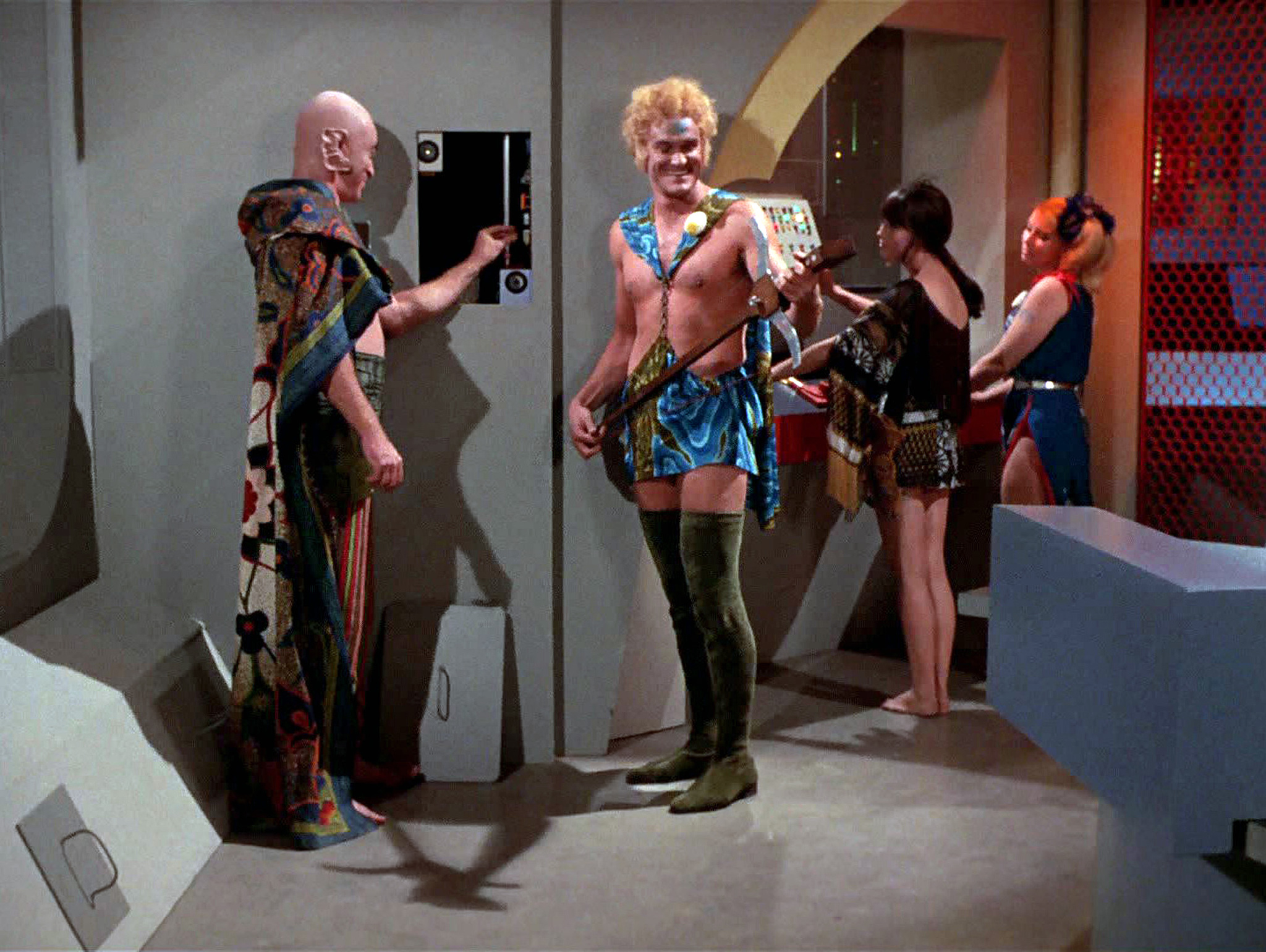 Still of Phyllis Douglas, Deborah Downey, Skip Homeier and Charles Napier in Star Trek (1966)