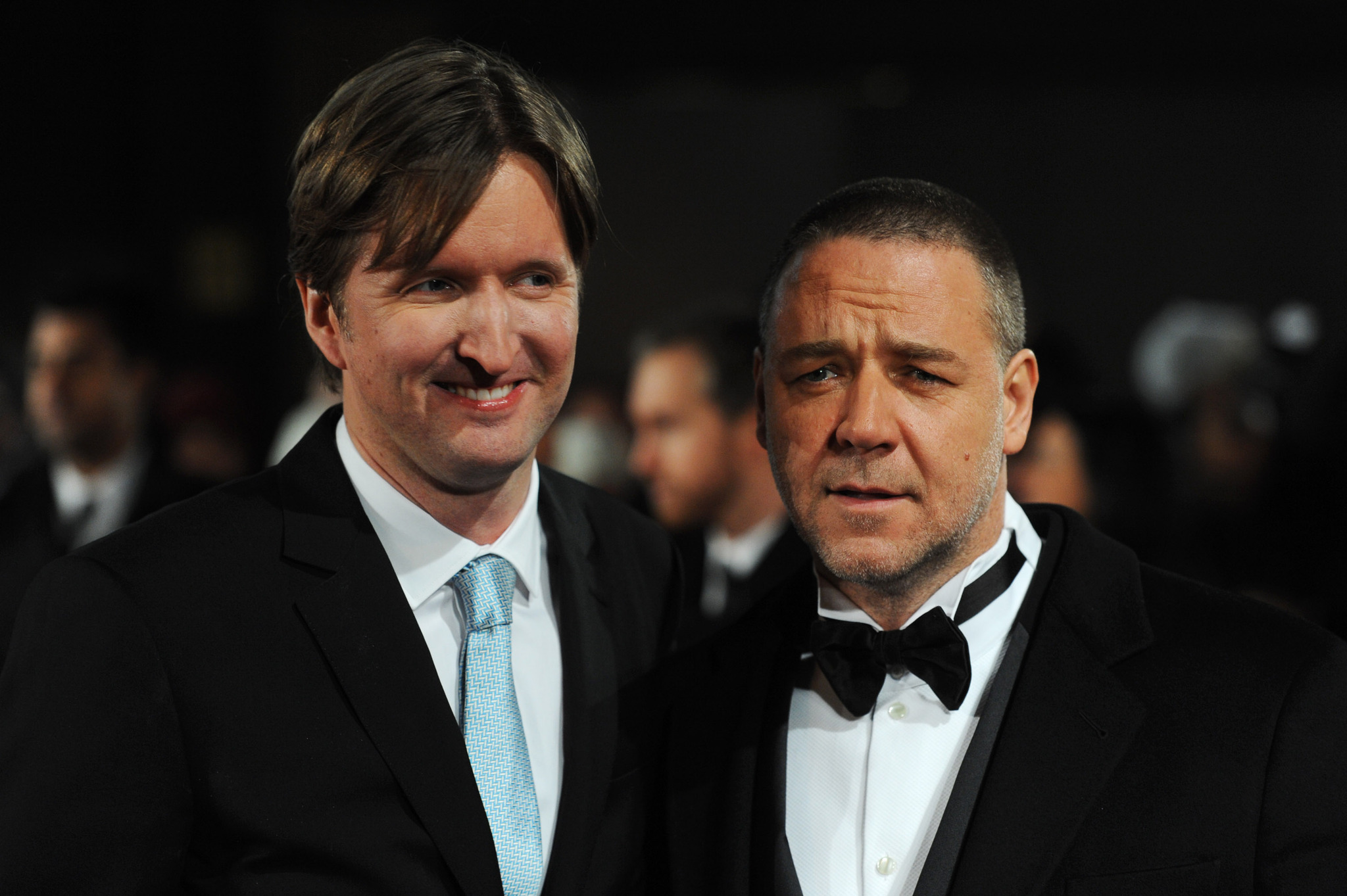 Russell Crowe and Tom Hooper at event of Vargdieniai (2012)