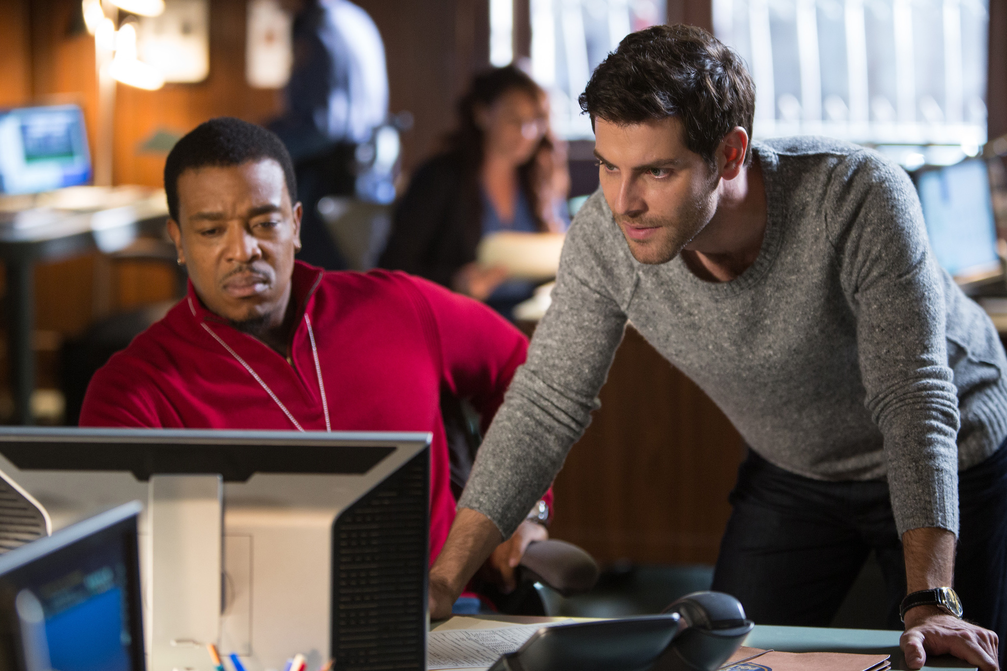 Still of Russell Hornsby and David Giuntoli in Grimm (2011)