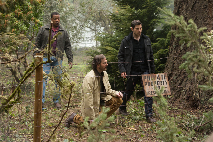 Still of Russell Hornsby, Silas Weir Mitchell and David Giuntoli in Grimm (2011)