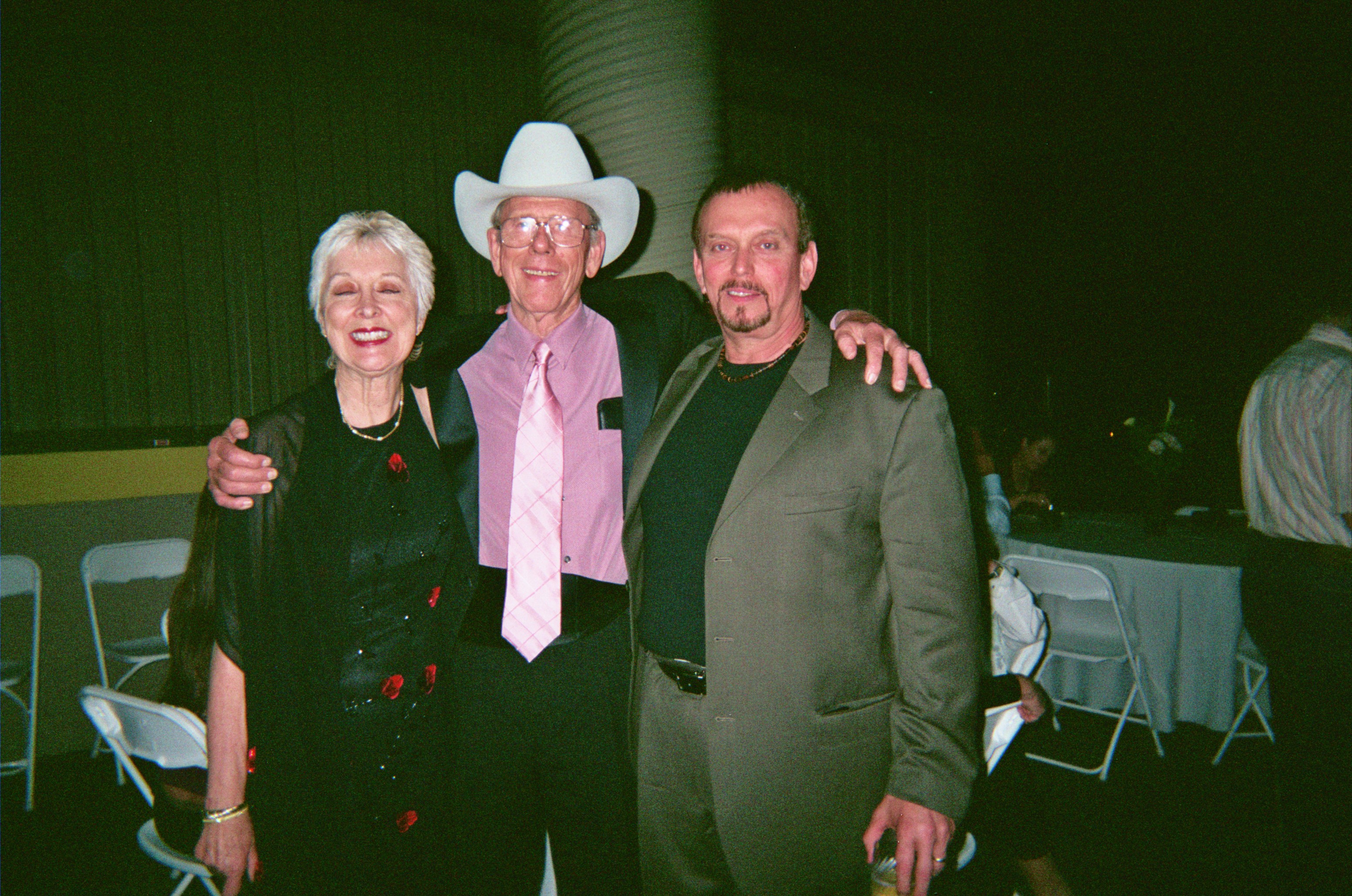 Veteran Hollywood actor Rance Howard, center, father of famed director Ron Howard (A Beautiful Mind, How the Grinch Stole Christmas and Cinderalla Man) and his wife Judy with actor Anthony Hornus (Ghost Town, Miracle at Sage Creek, An Ordinary Killer)at the North Carolna premiere of Ghost Town the Movie.