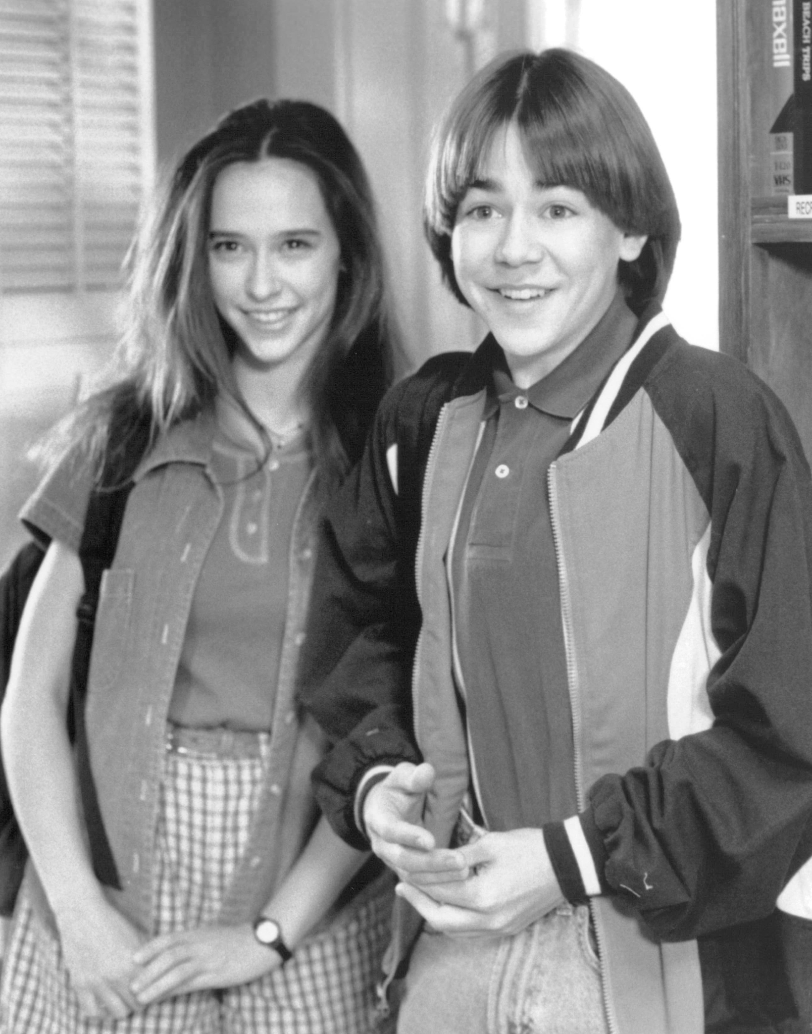 Still of Jennifer Love Hewitt and Kyle Howard in House Arrest (1996)