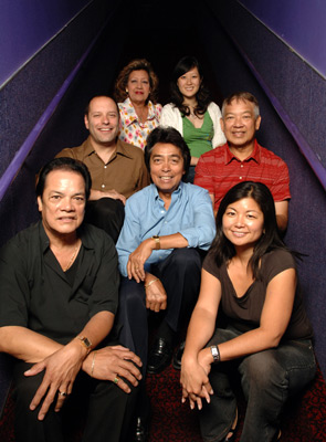 Julie Asato, Josh Diamond, Joan Huang, Sandra Kerr, Jun 'Julio' Obinque, George La Torre and Roger La Torre at event of Spotlighting (2005)