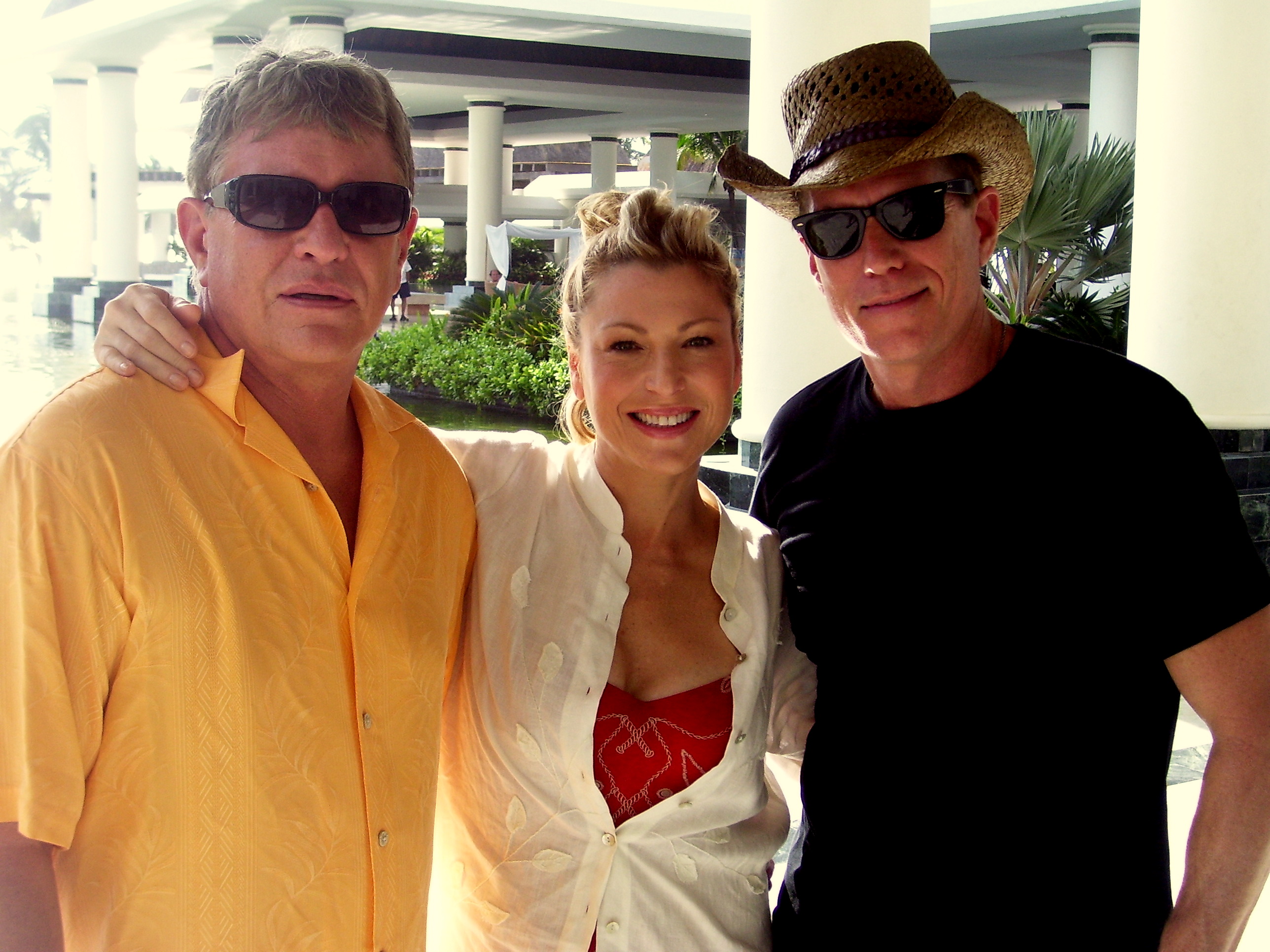Tom Berenger, Tatum O'Neal and Brent Huff filming Last Will on location in Acapulco, Mexico.